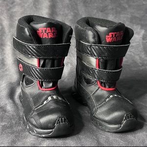 Star Wars Snow Boots / Color black / Size 7